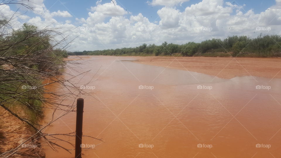 Brazos river running