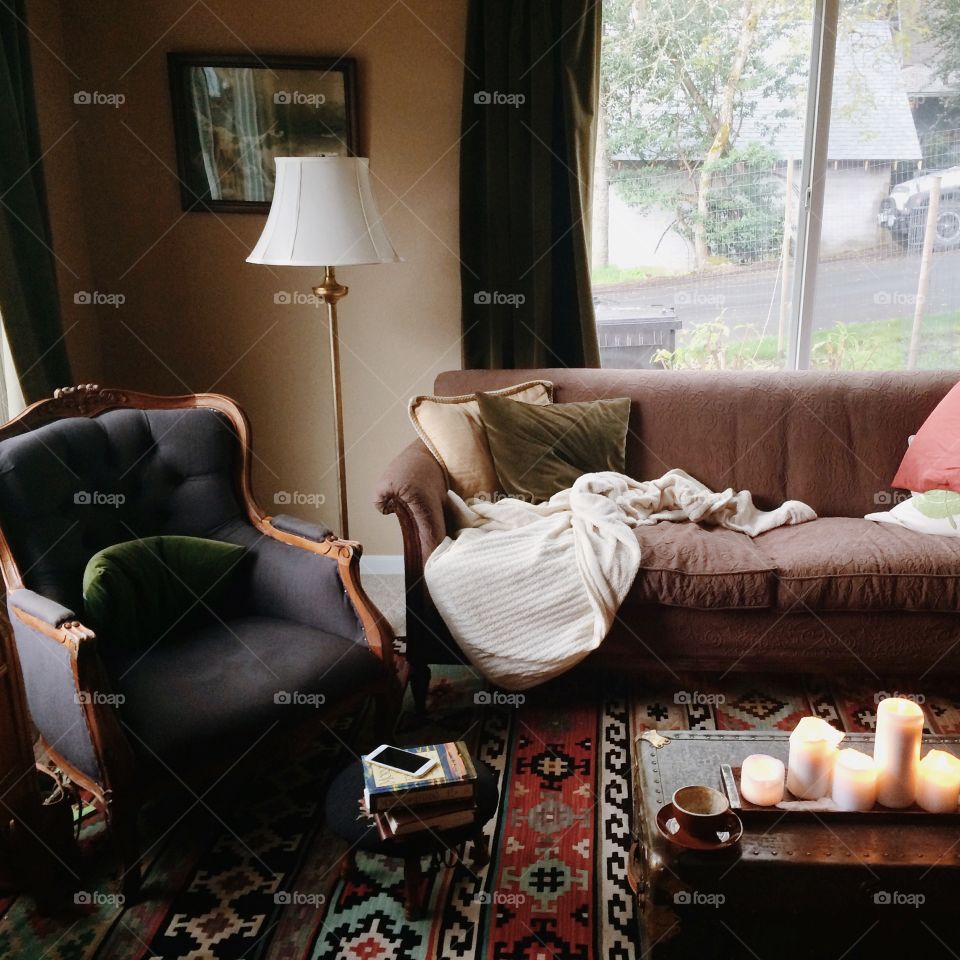 Cozy day in Artistic Home. Taken on a rainy Oregon day in small home in Portland suburbs. 