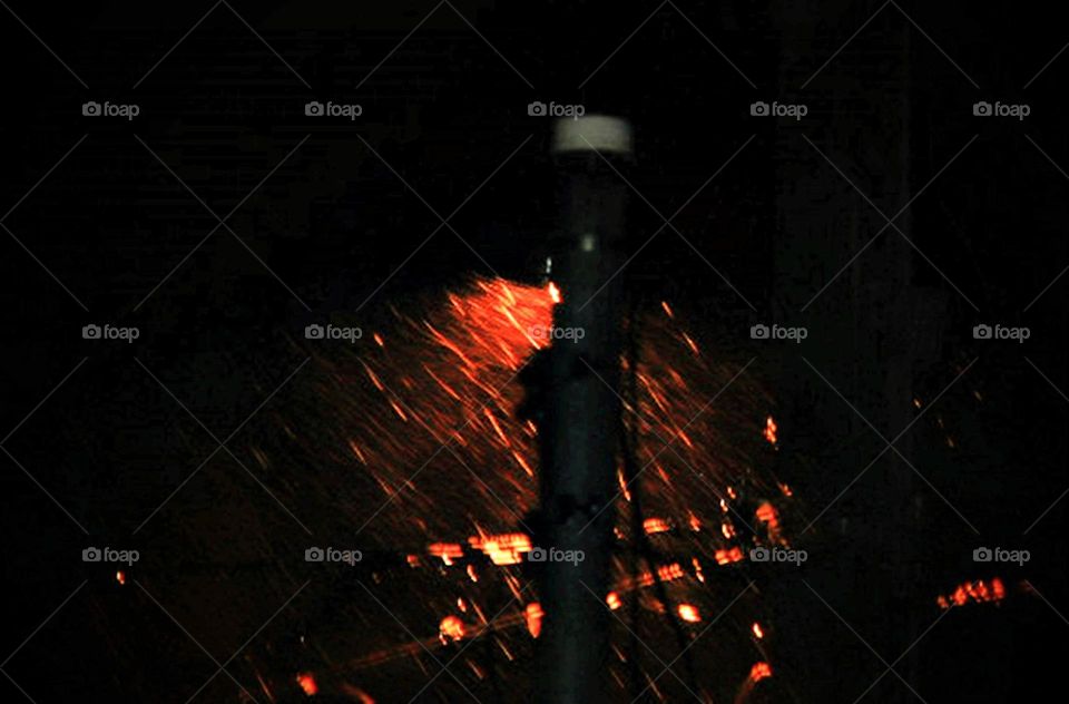 Chuva sob a luz do poste 1