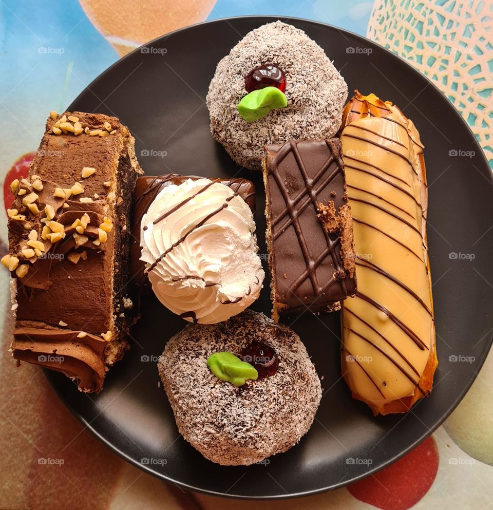 Mix dessert chocolate cakes on plate!