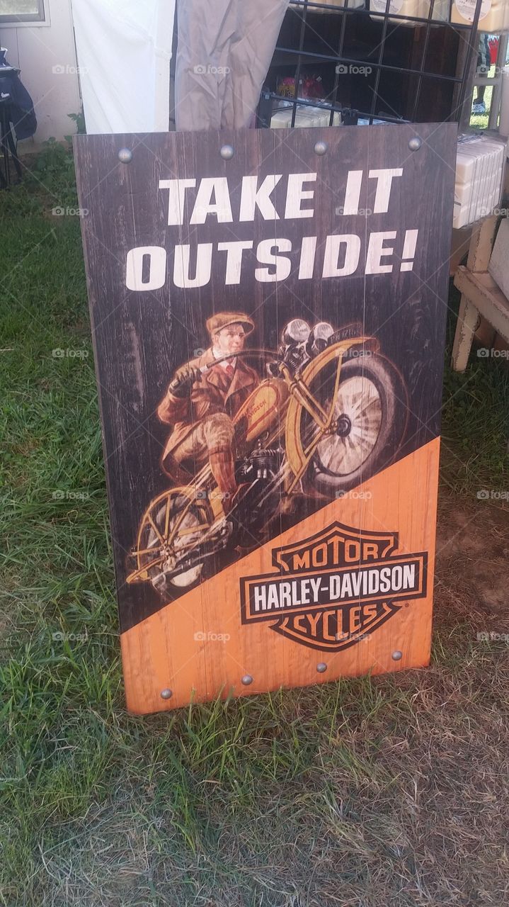 Harley Davidson sign