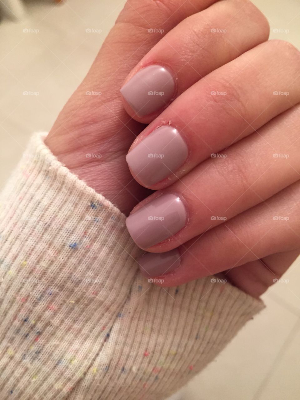 Mauve gel polish