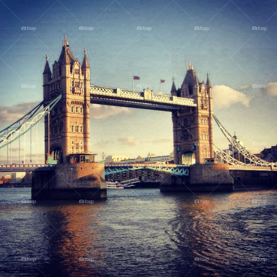 The London bridge