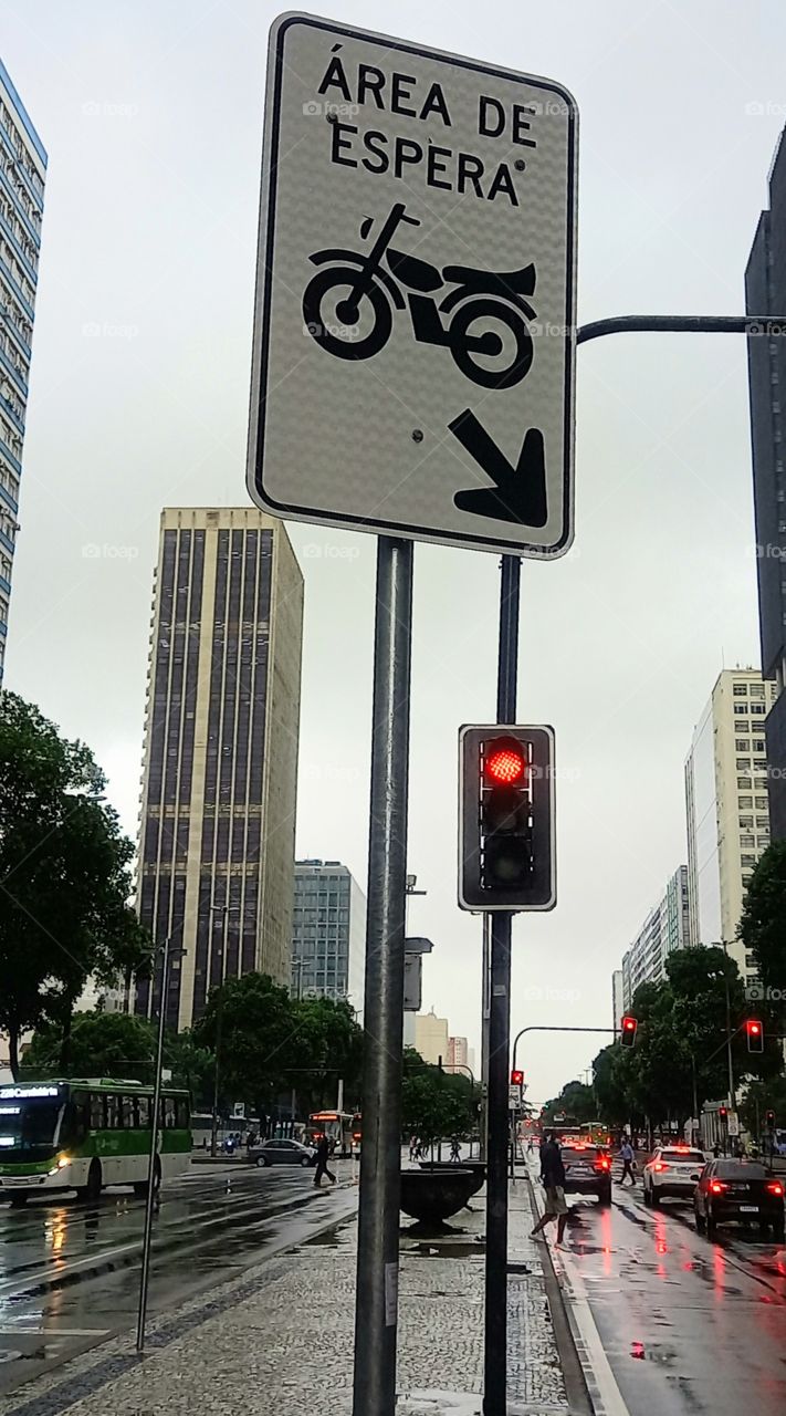 Placa e Sinalização