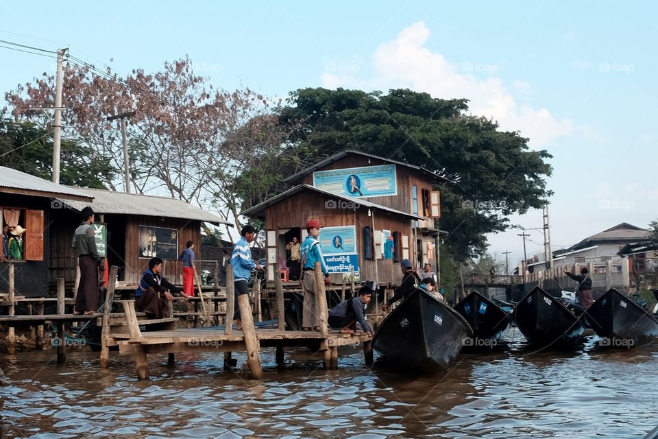 Boat Tours of the day starts