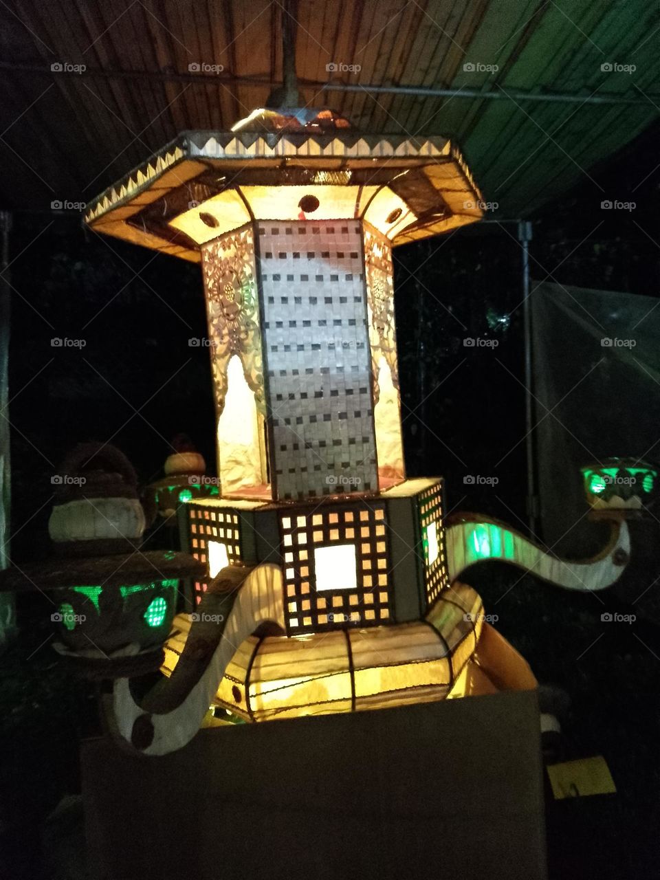 Vesak cage