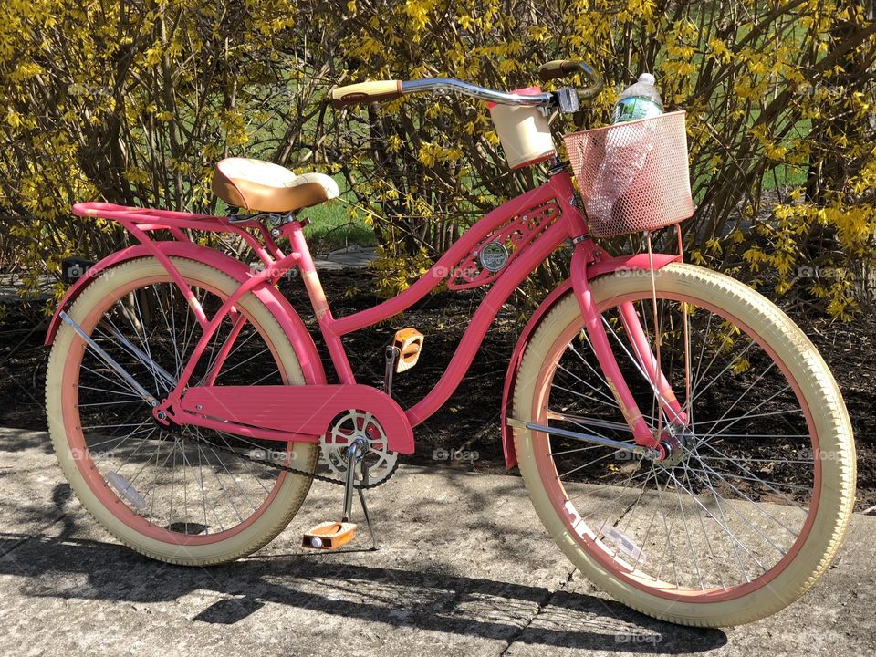 Pink Huffy bike