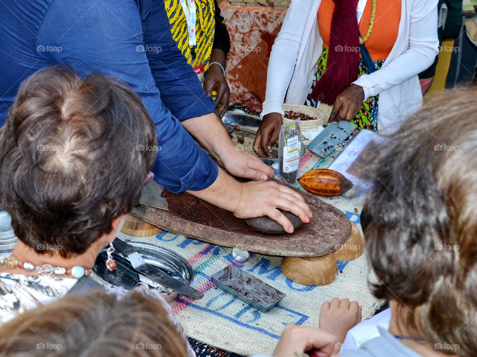 manual processing of cocoa beans