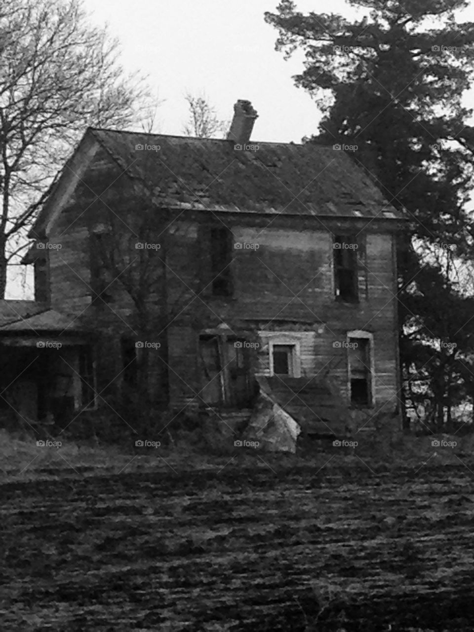 Abandon house near Tecumseh, NE