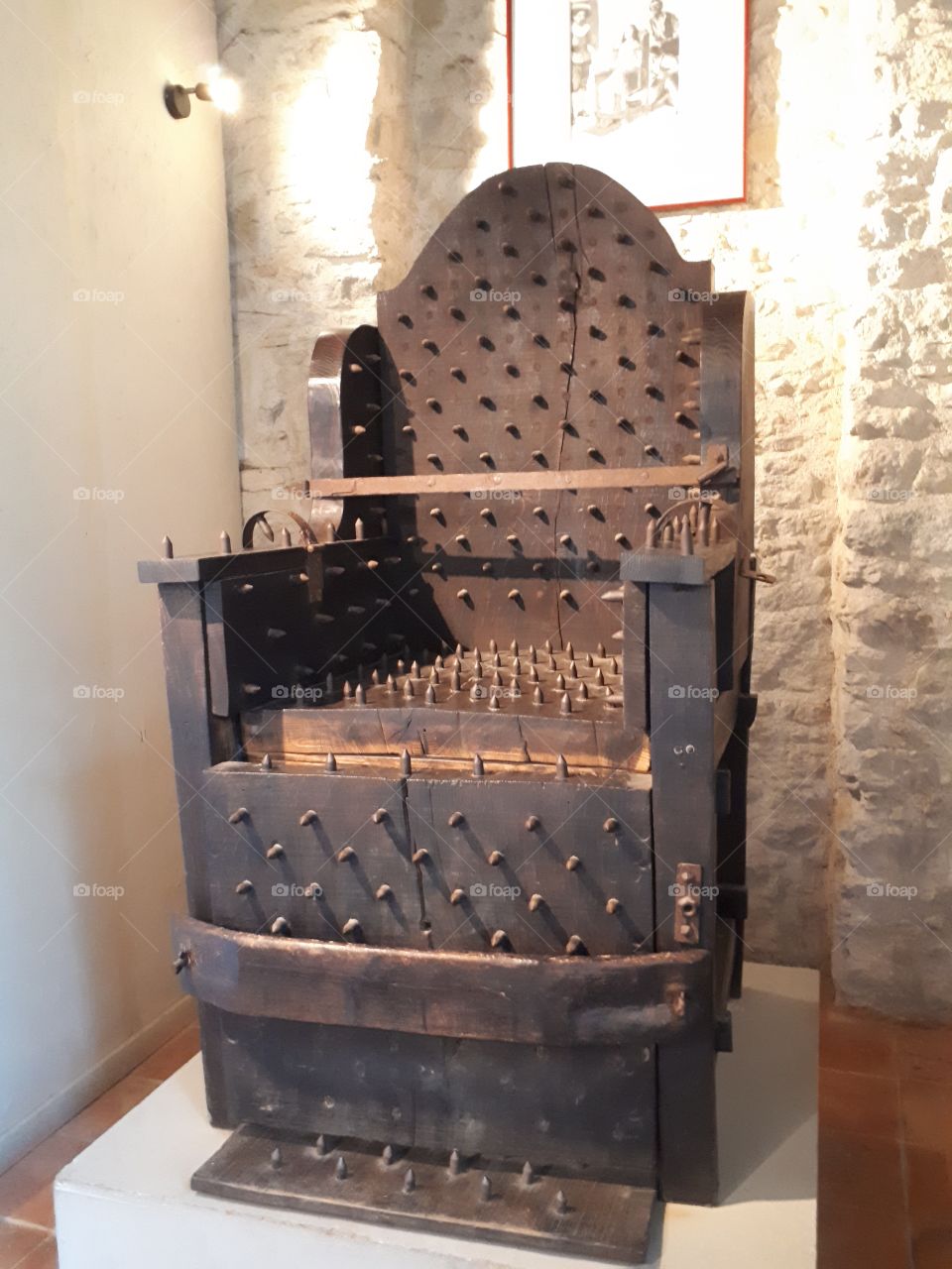 Inquisition metal armchair