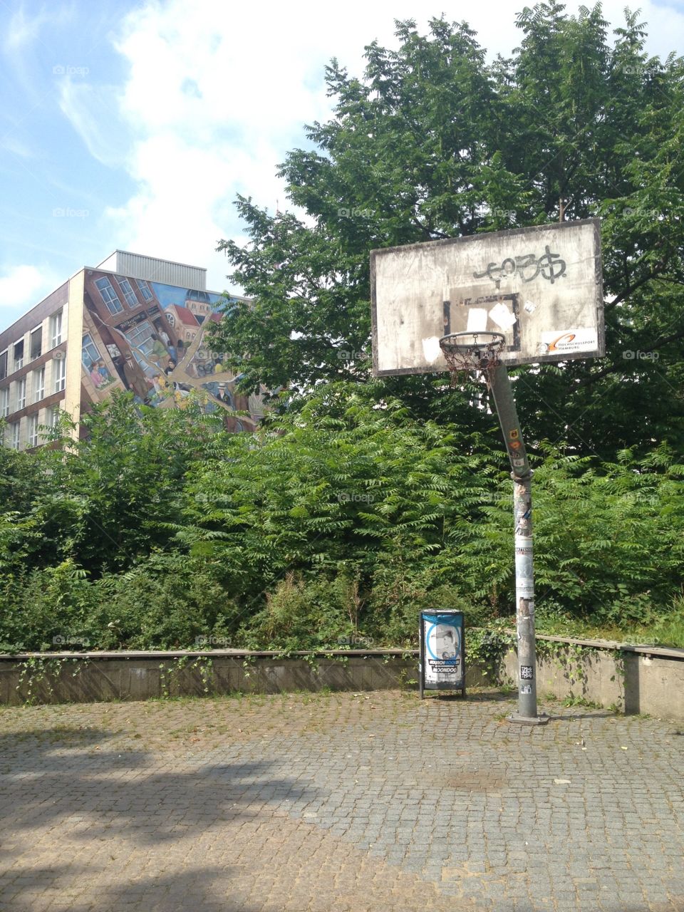 Basketball hoops outdoors in an university campus 