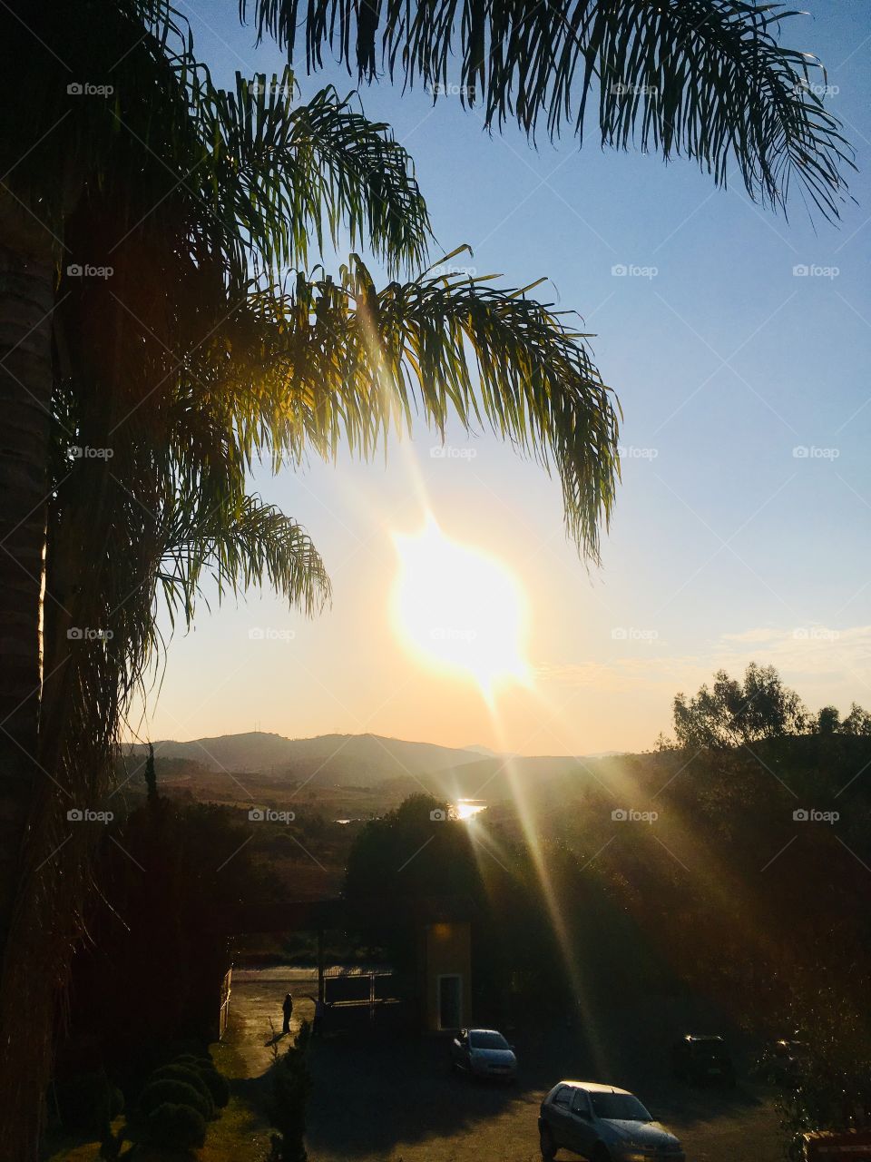 A paisagem espetacular da região de Minas Gerais! Aqui é o entardecer em Poços de Caldas, interior do Brasil. 👨‍👦