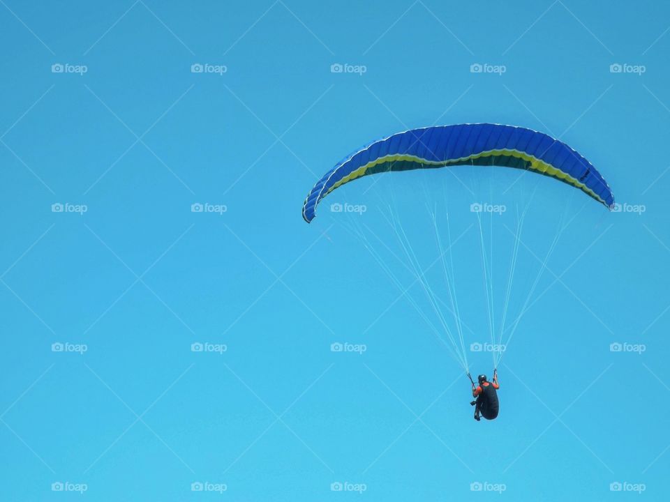 paraglider