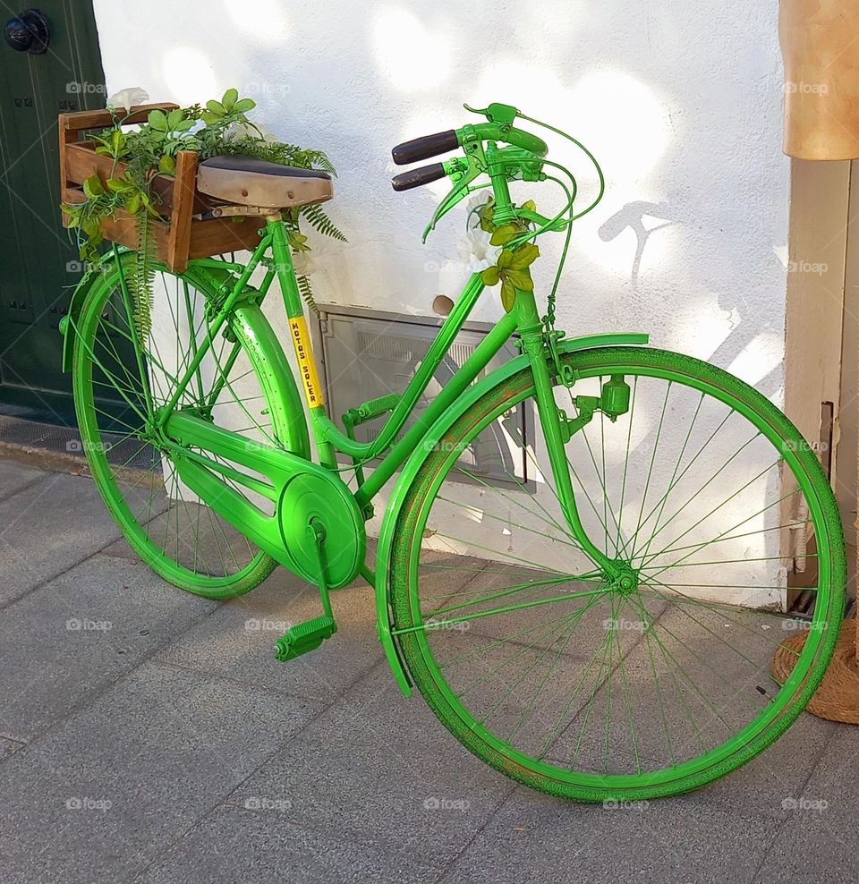 green bike