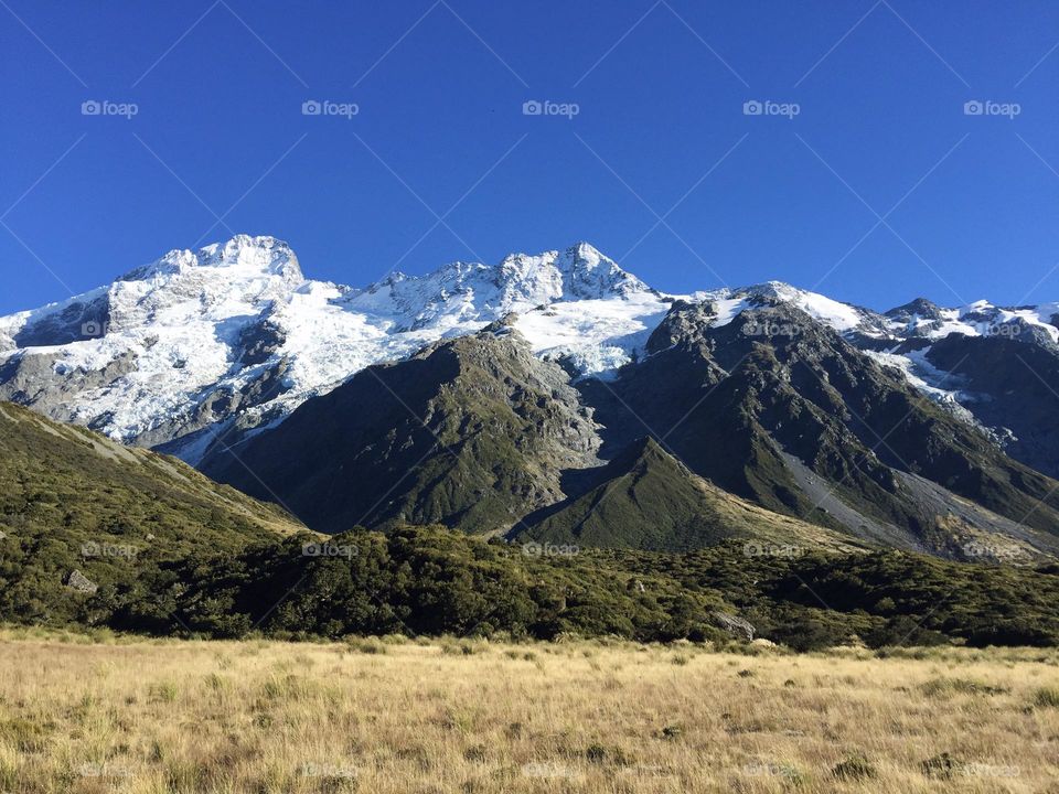 Winter, coldest season of the year. Frigid temperatures have the power to seemingly stop time. And the mountains are more beautiful  in winter. To me, the winter is the best season.