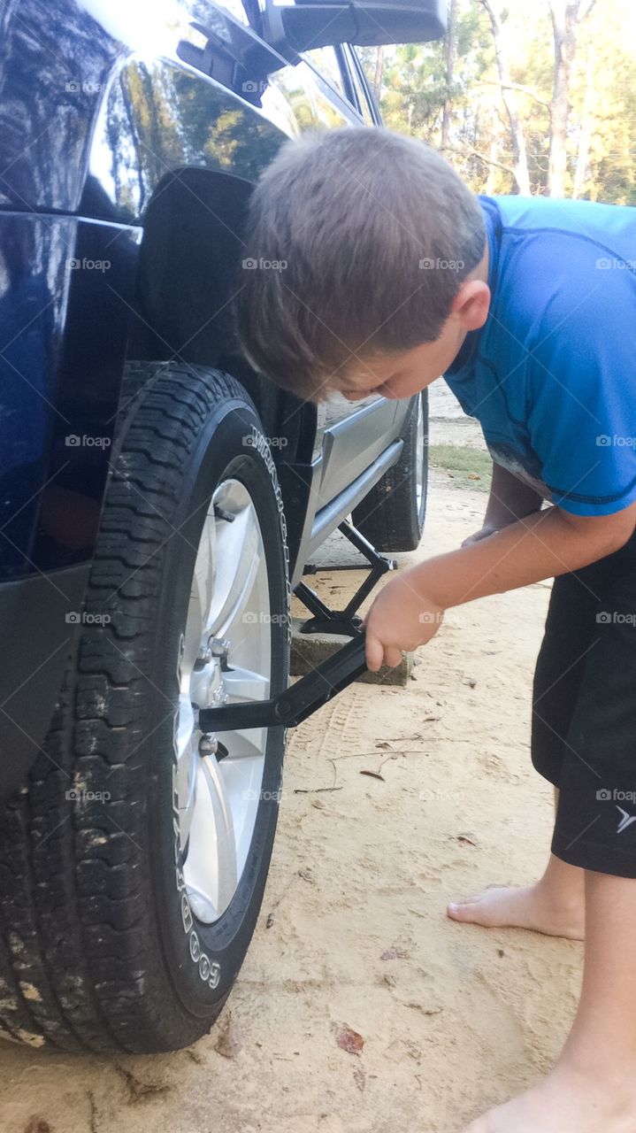 Changing a tire