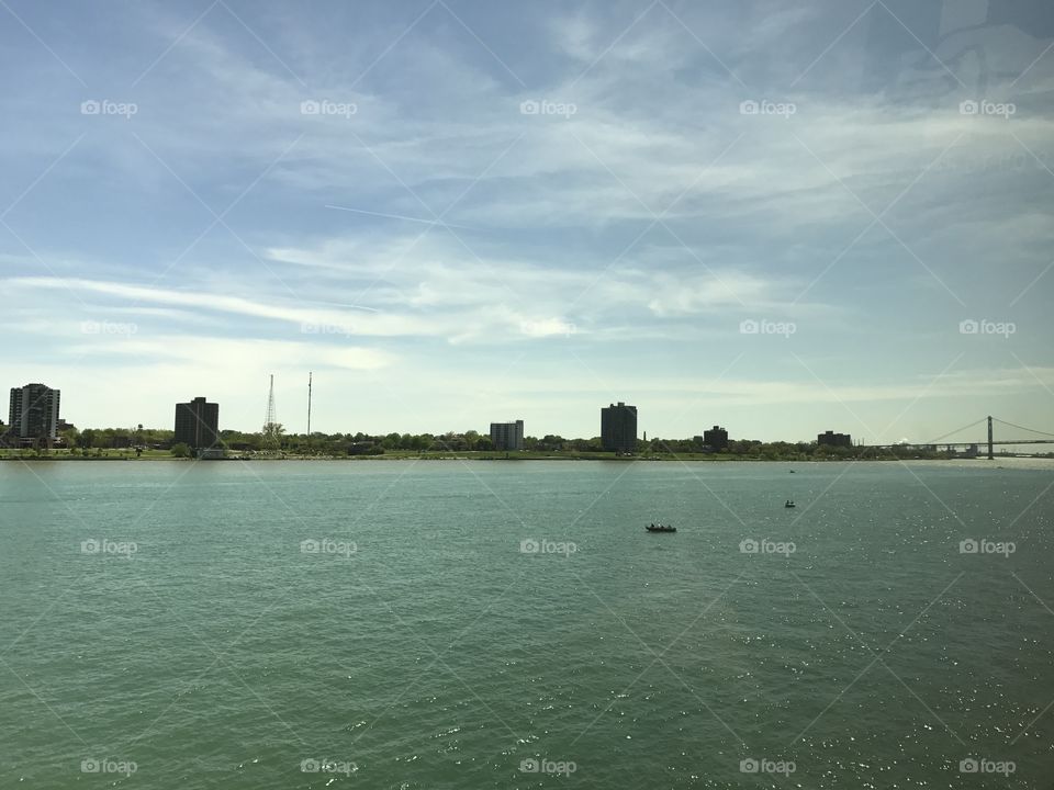 Detroit river 