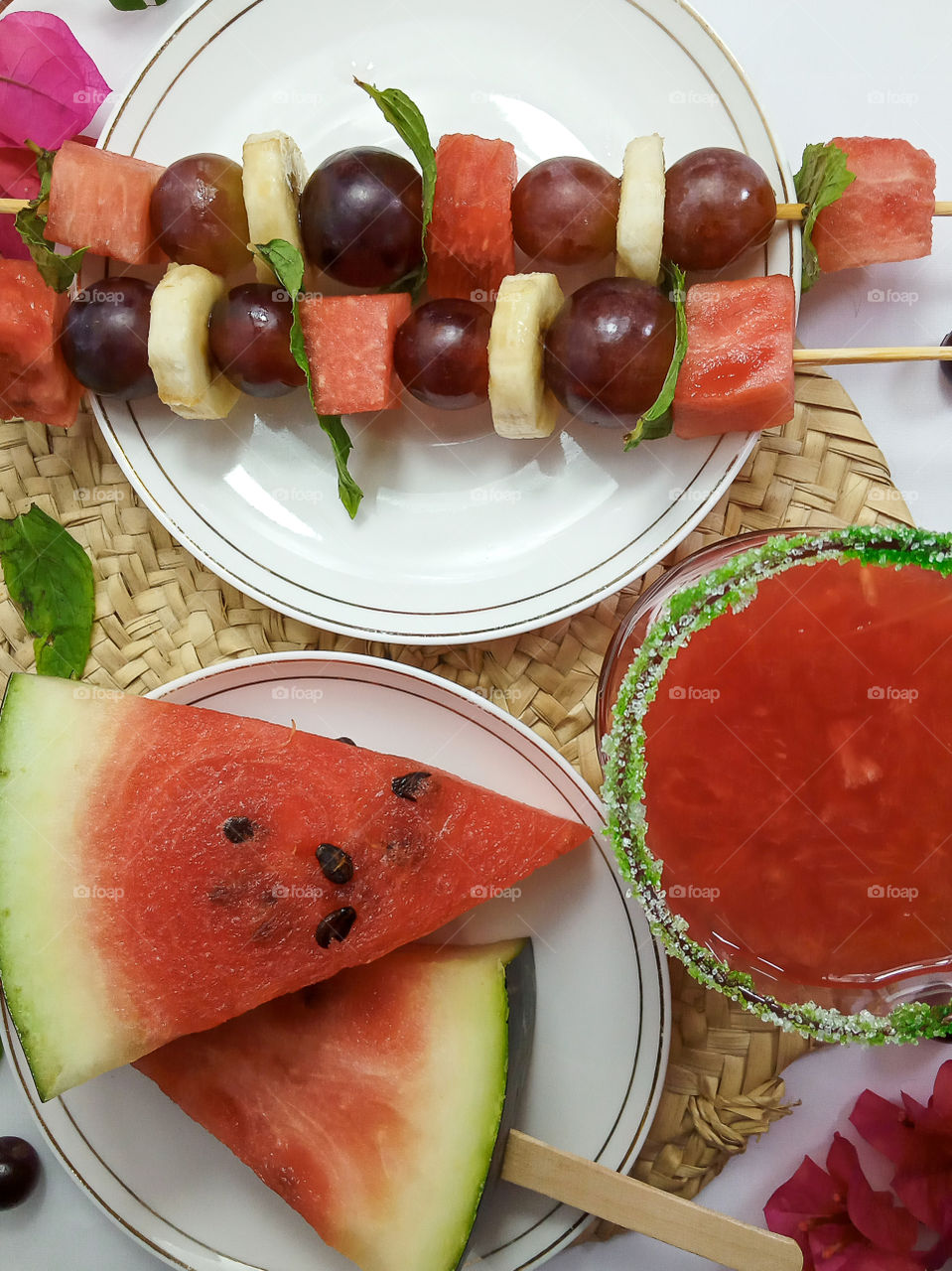 a very refreshing watermelon's juice with various fruits