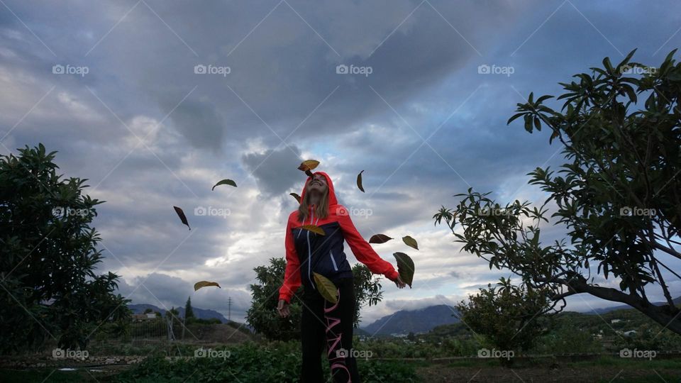 Autumn#season#clouds#sky#leaves#human#trees