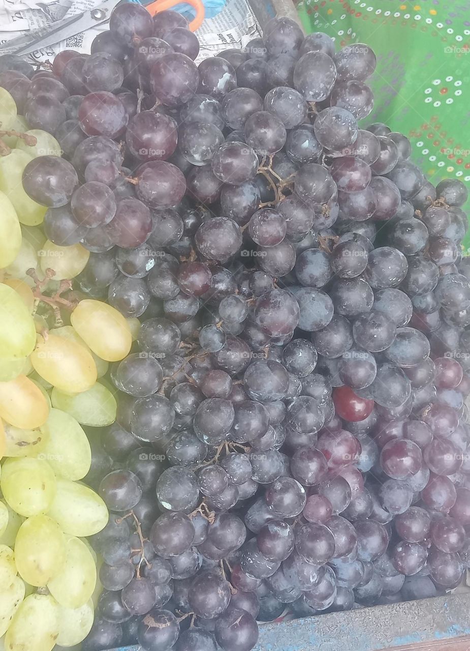 Ravarma VanguvO, Grapefruit, Paneer grapes, Black & Green Grape, Polyphenols