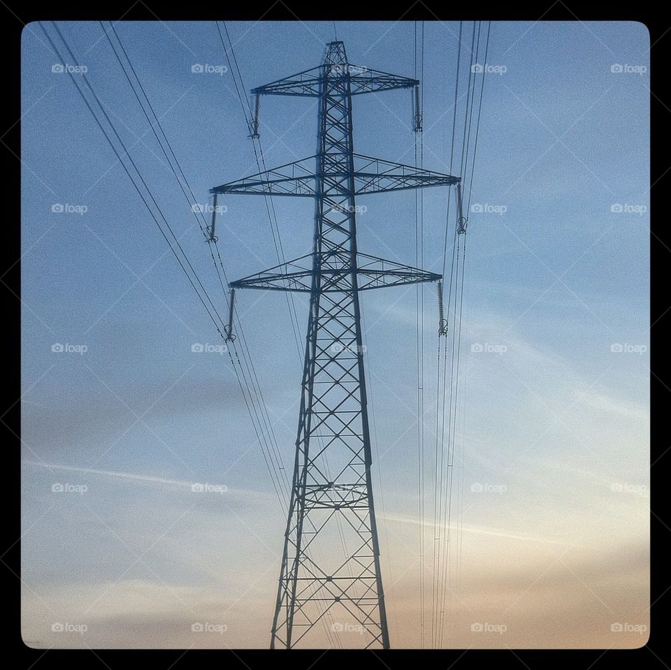 Electricity pylon