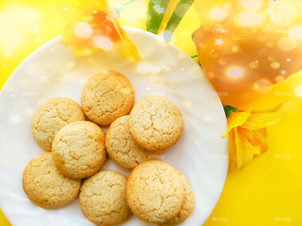 Beautiful scrumptious traditional lemon snap cookies