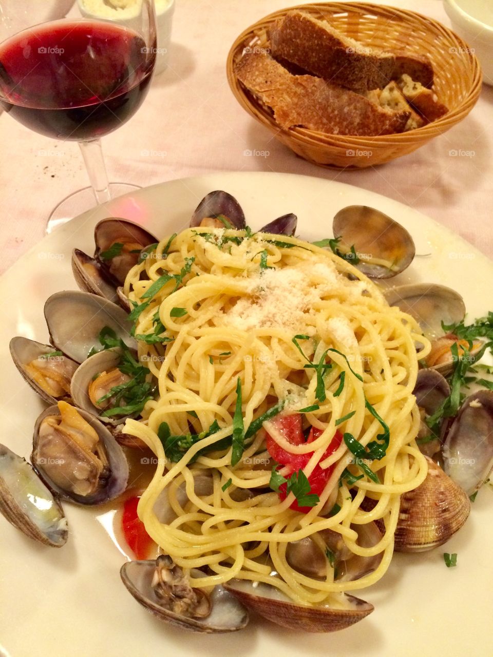 OMG pasta with roasted clams