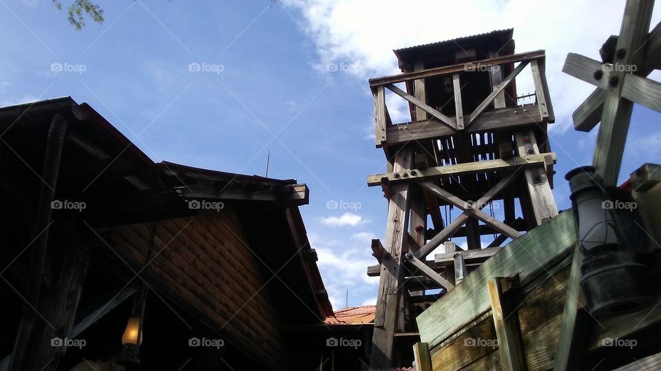 Thunder railroad station