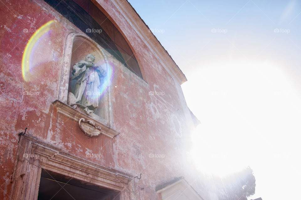 church  architecture 
light