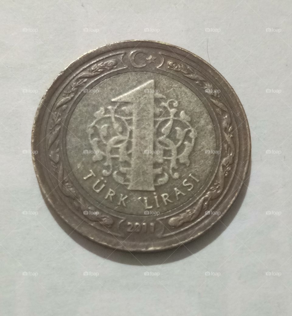 1 LIRASI coin from Turkey