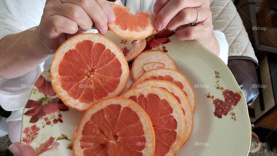 eating grapefruit