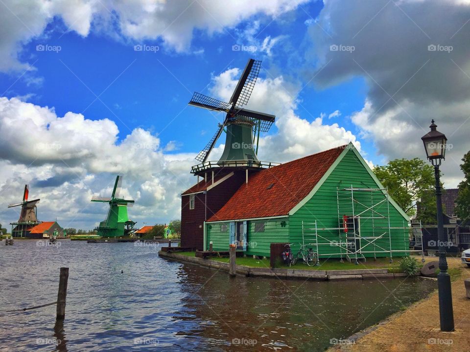 Green windmills in Holland 