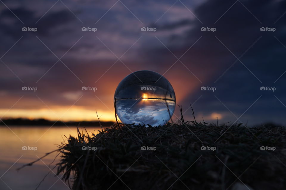 Lensball