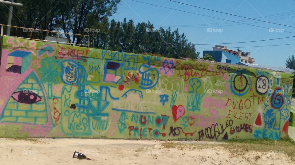 muro da pista de skate na praia de Pinhal sul Brasil RS