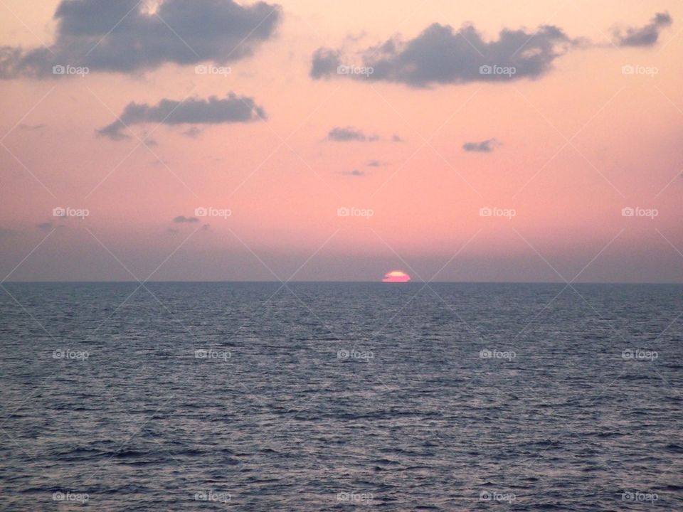 Sun set at sea