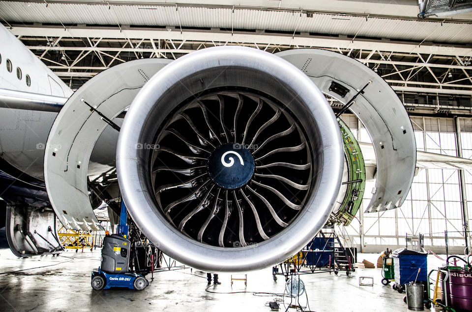 British Airways 777 GE90 engine in maintenance hanger at heathrow