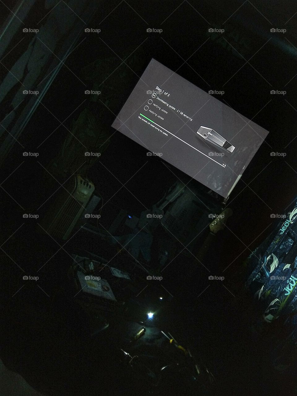 my still somehow working Xbox one updating