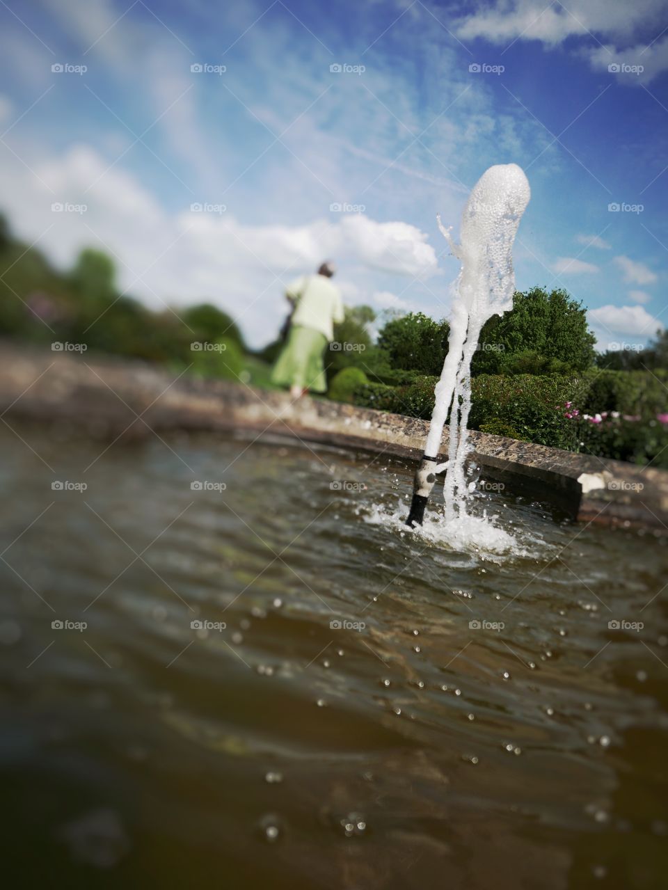 Fountain. Stately home