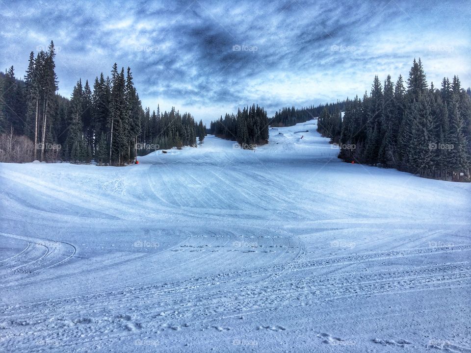 Quite day on the ski hill 