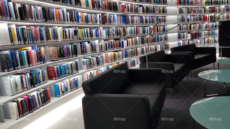 A modern library, amazing environment, ideal for studying.