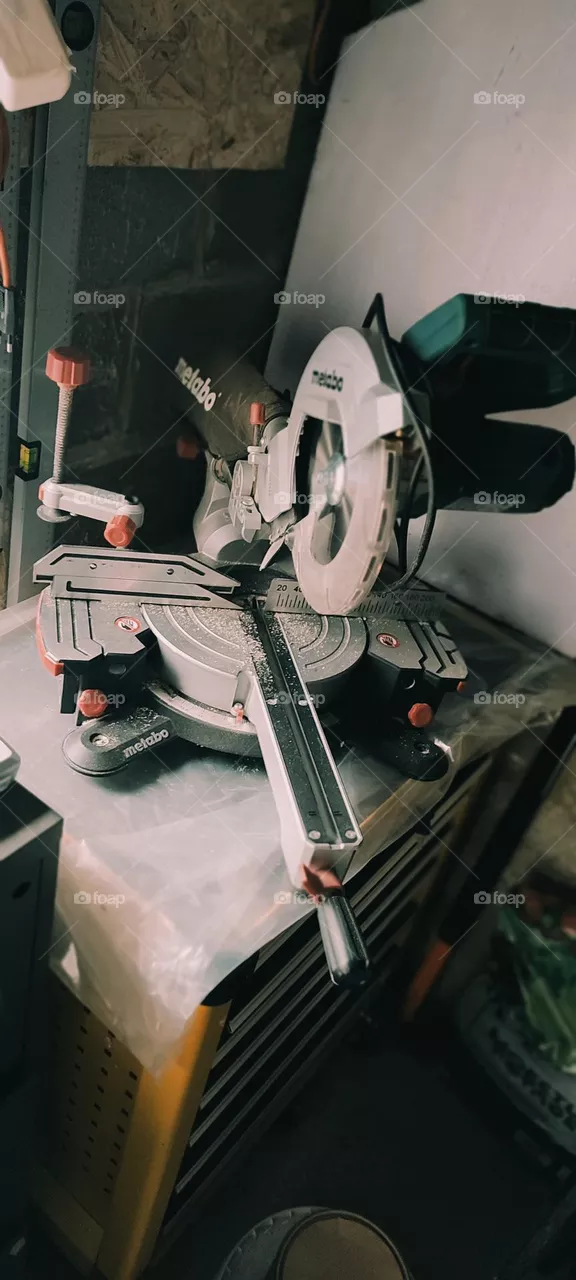 work, circular saw,