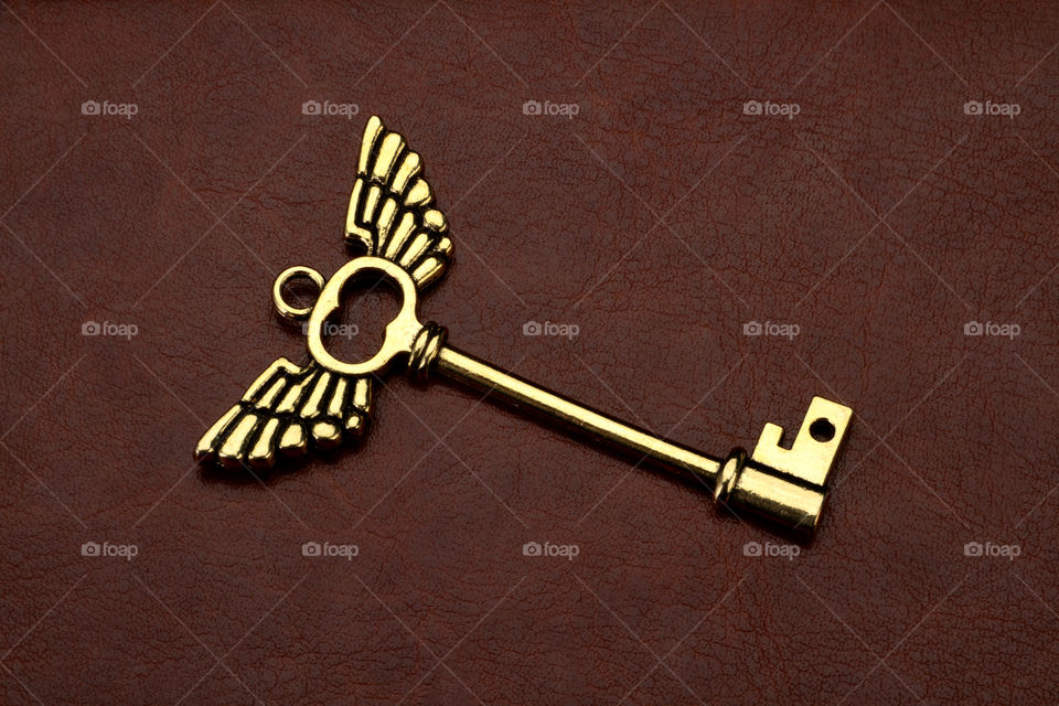 Key to heaven - key with angel wings