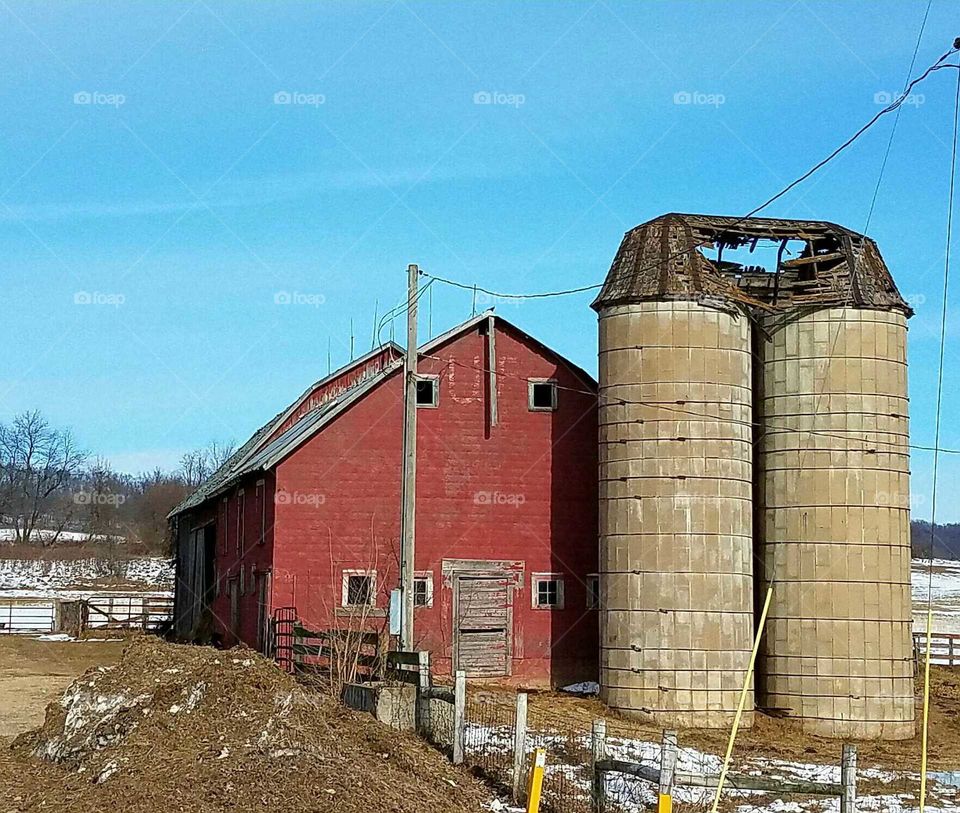 Barn and twin silos