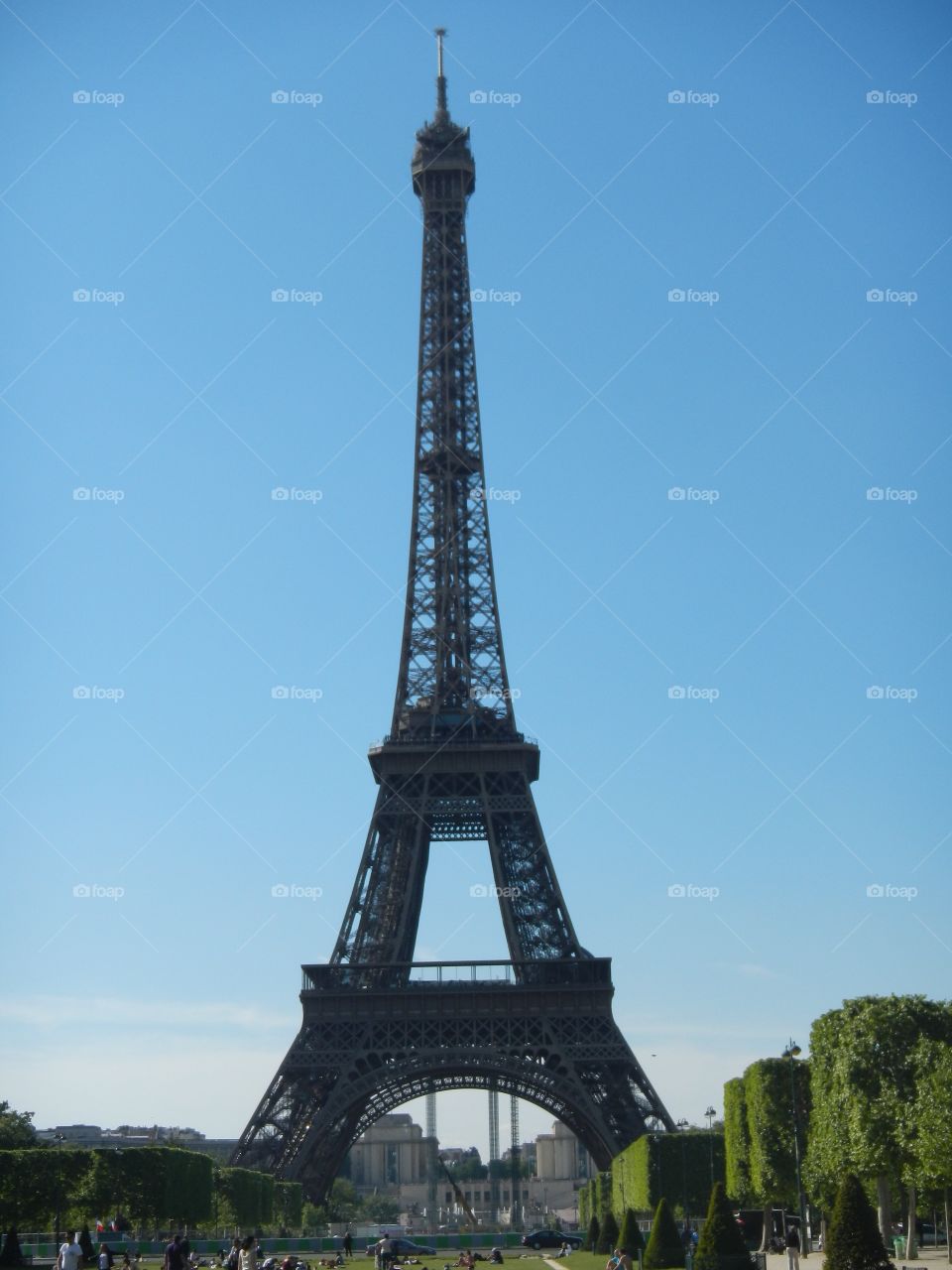 The Eiffel Tower, Paris, France. Chelsea Merkley. May 2012. Copyright © CM Photography 2012 🇫🇷