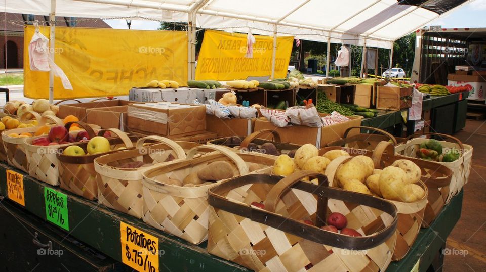 Outdoor Farm Market