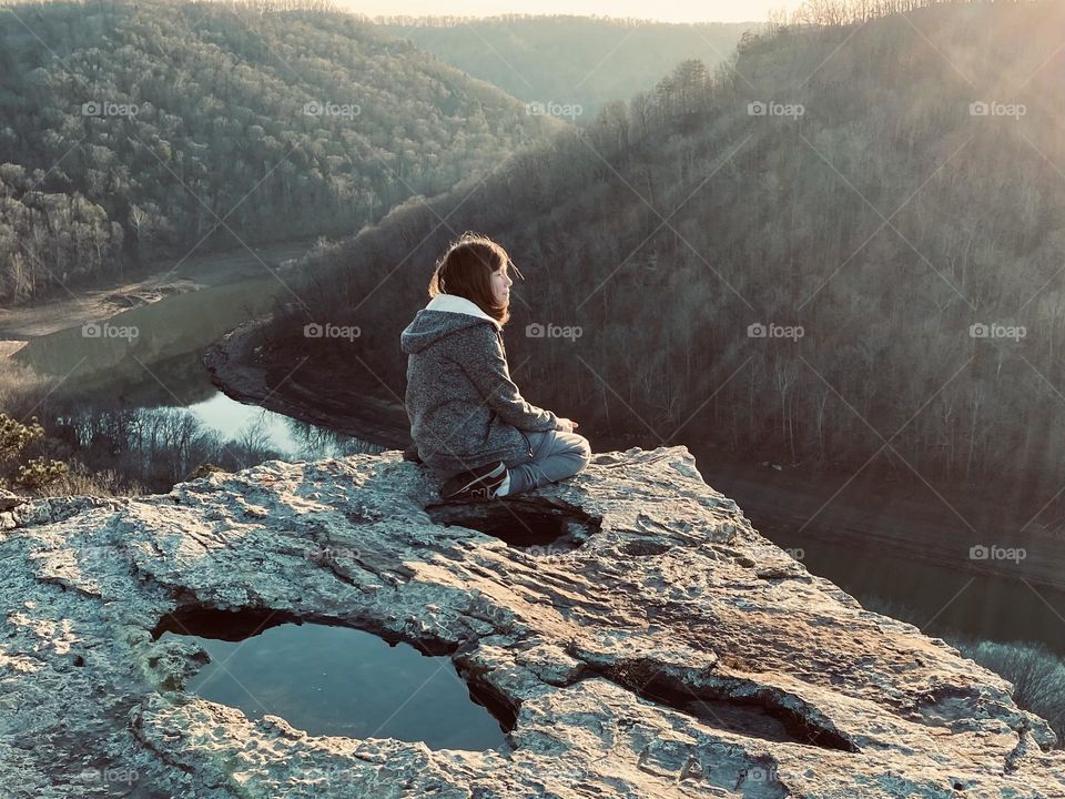 The quiet peace found in the Kentucky mountains during winter 