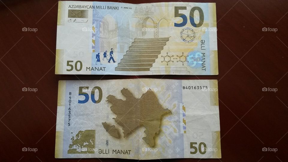 50 manat money