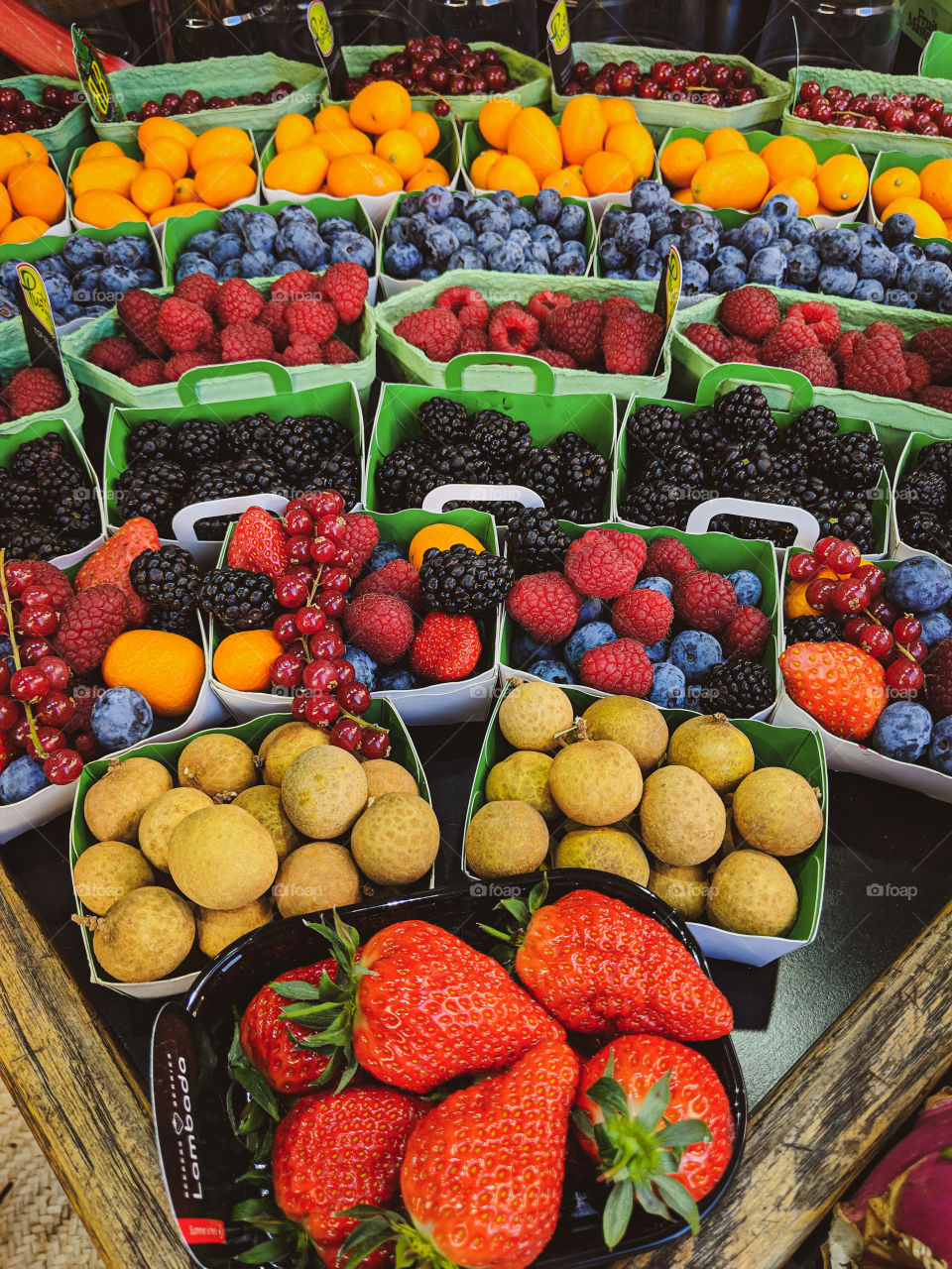 Fresh fruits to choose from