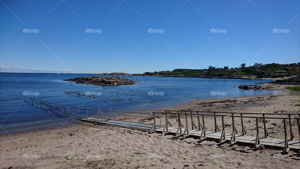 Ramp into the water. Easy access for everyone.