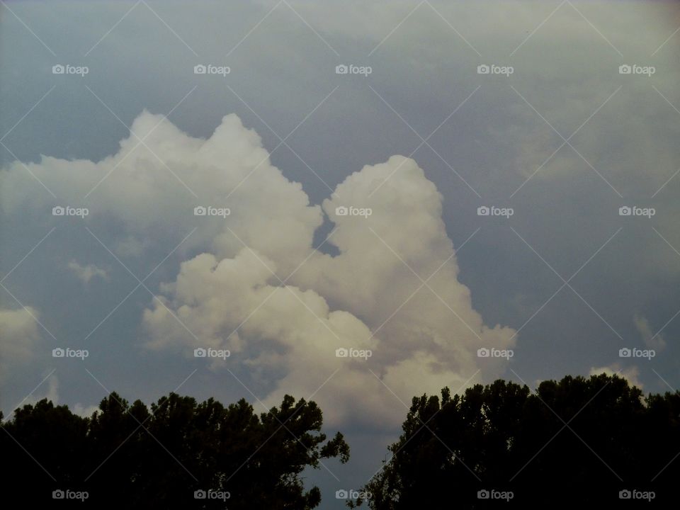 new storms come. This is a picture I took of some storm clouds ☁ that began to form in our area. 👣 🚶 🏃 🔥 💨